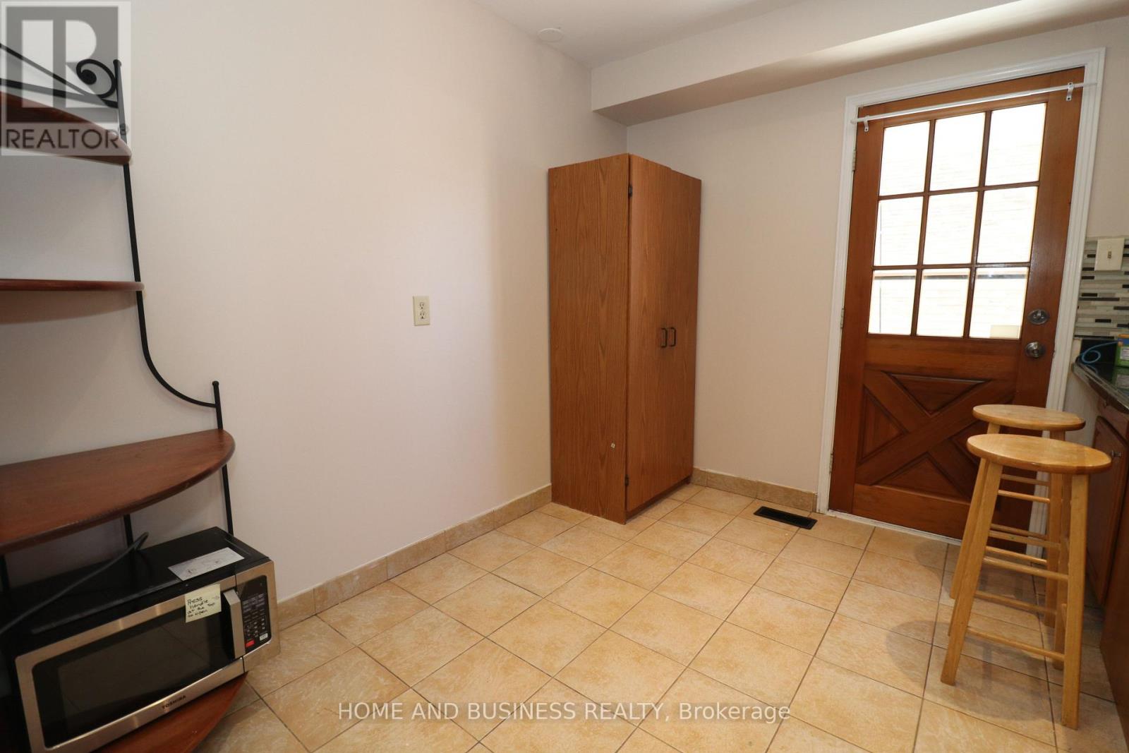 10 Hudson Drive W, Brampton, Ontario  L6Y 2N7 - Photo 10 - W12741274