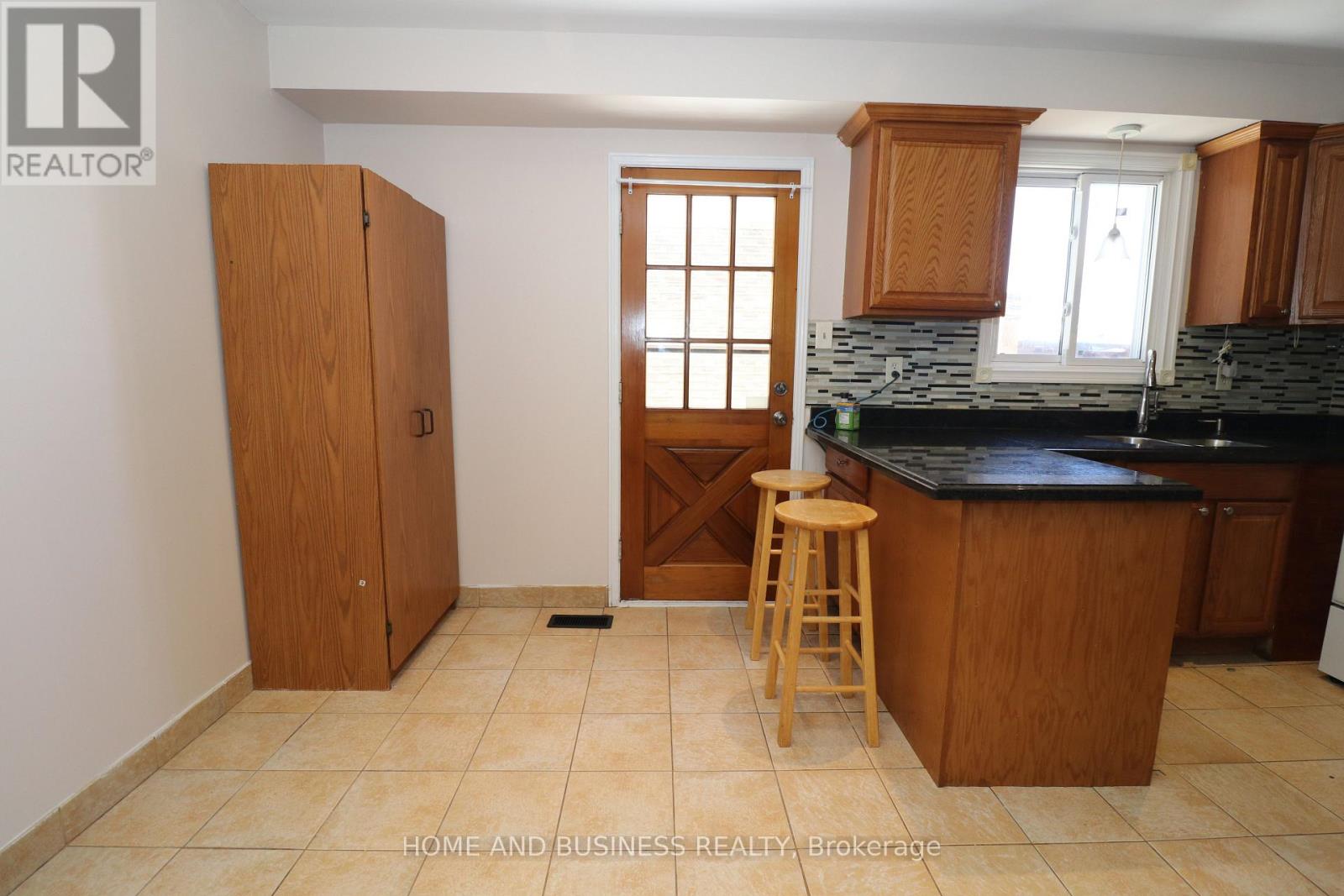 10 Hudson Drive W, Brampton, Ontario  L6Y 2N7 - Photo 11 - W12741274