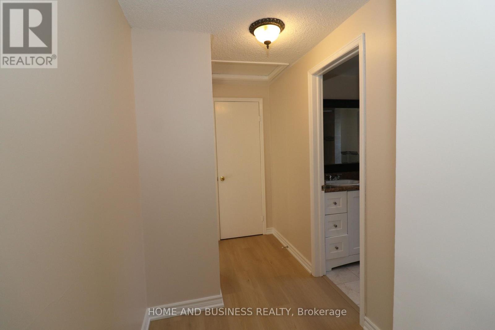 10 Hudson Drive W, Brampton, Ontario  L6Y 2N7 - Photo 34 - W12741274