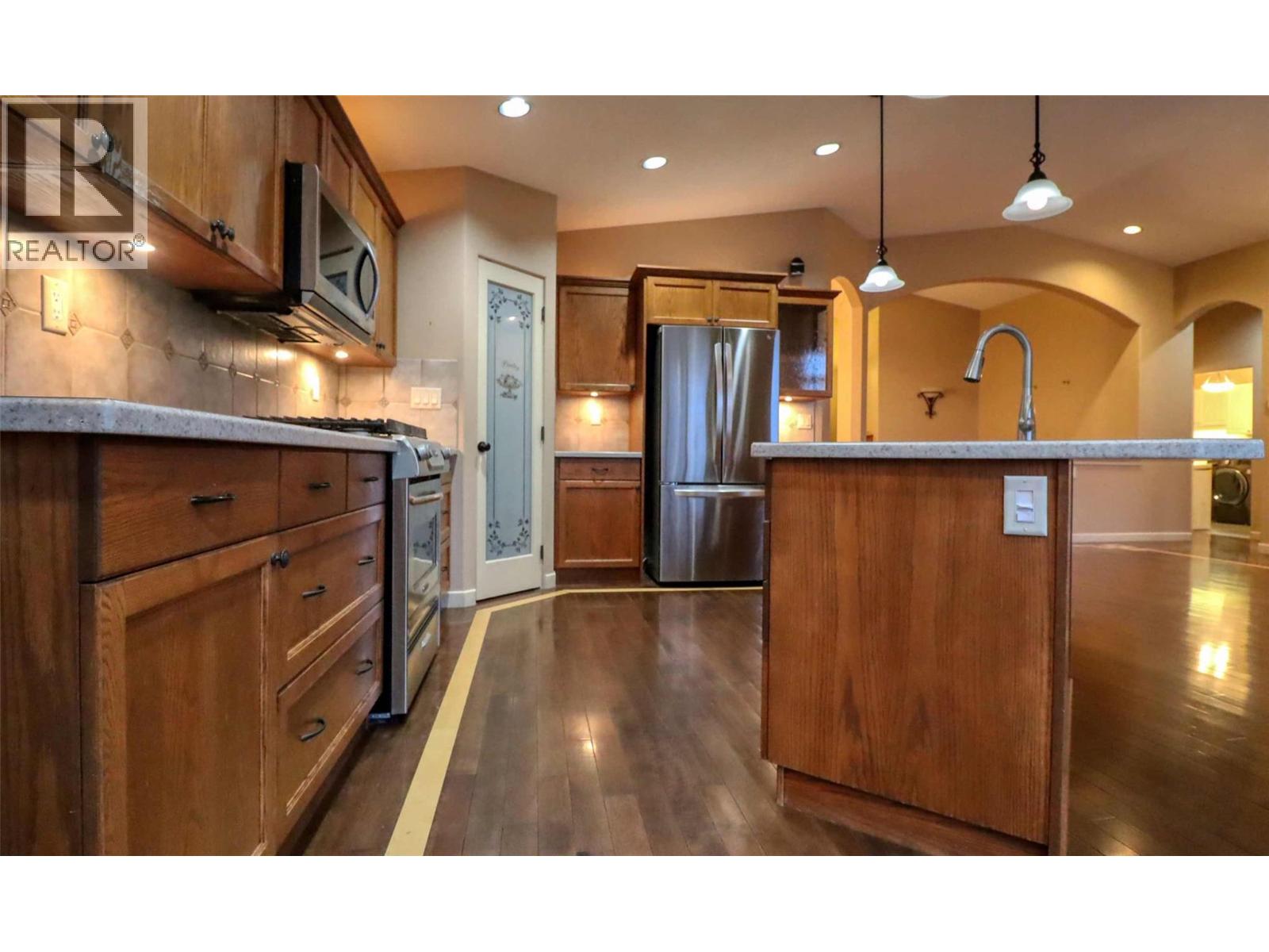 768 Rosewood Crescent, Kamloops, British Columbia  V2H 1S3 - Photo 17 - 10374248