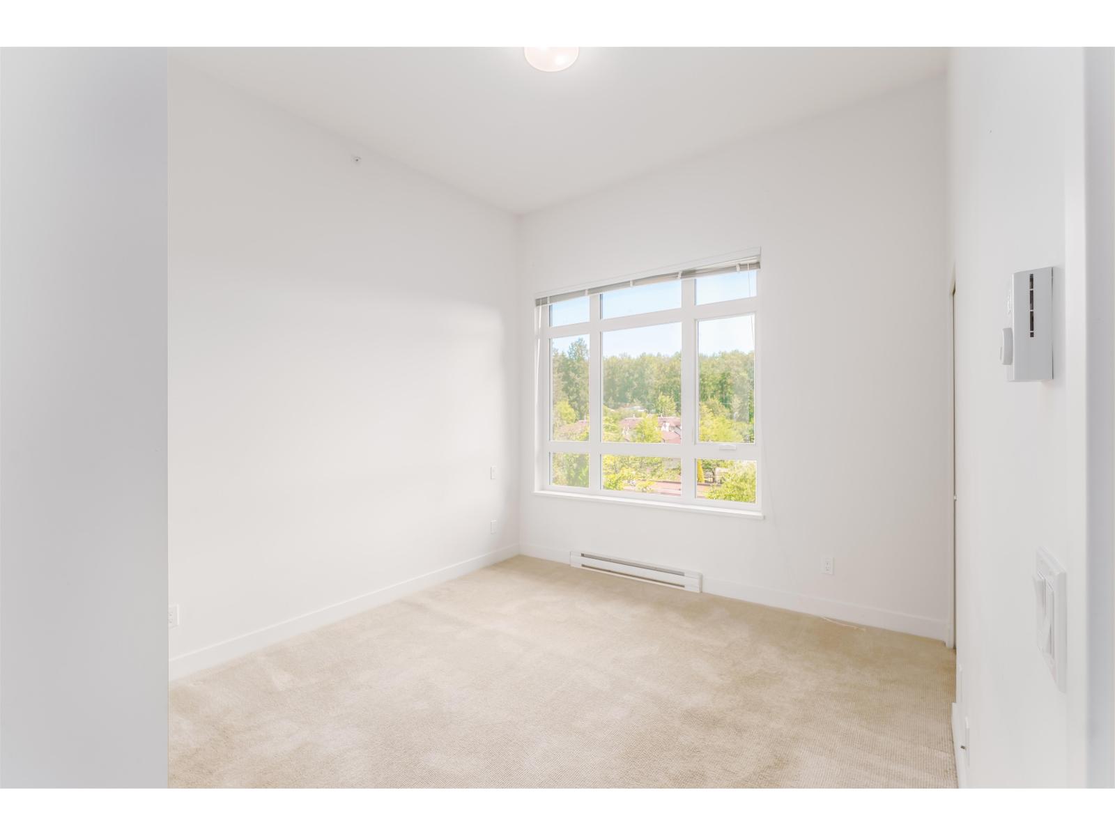 410 13919 Fraser Highway, Surrey, British Columbia  V3T 4E6 - Photo 2 - R3078485