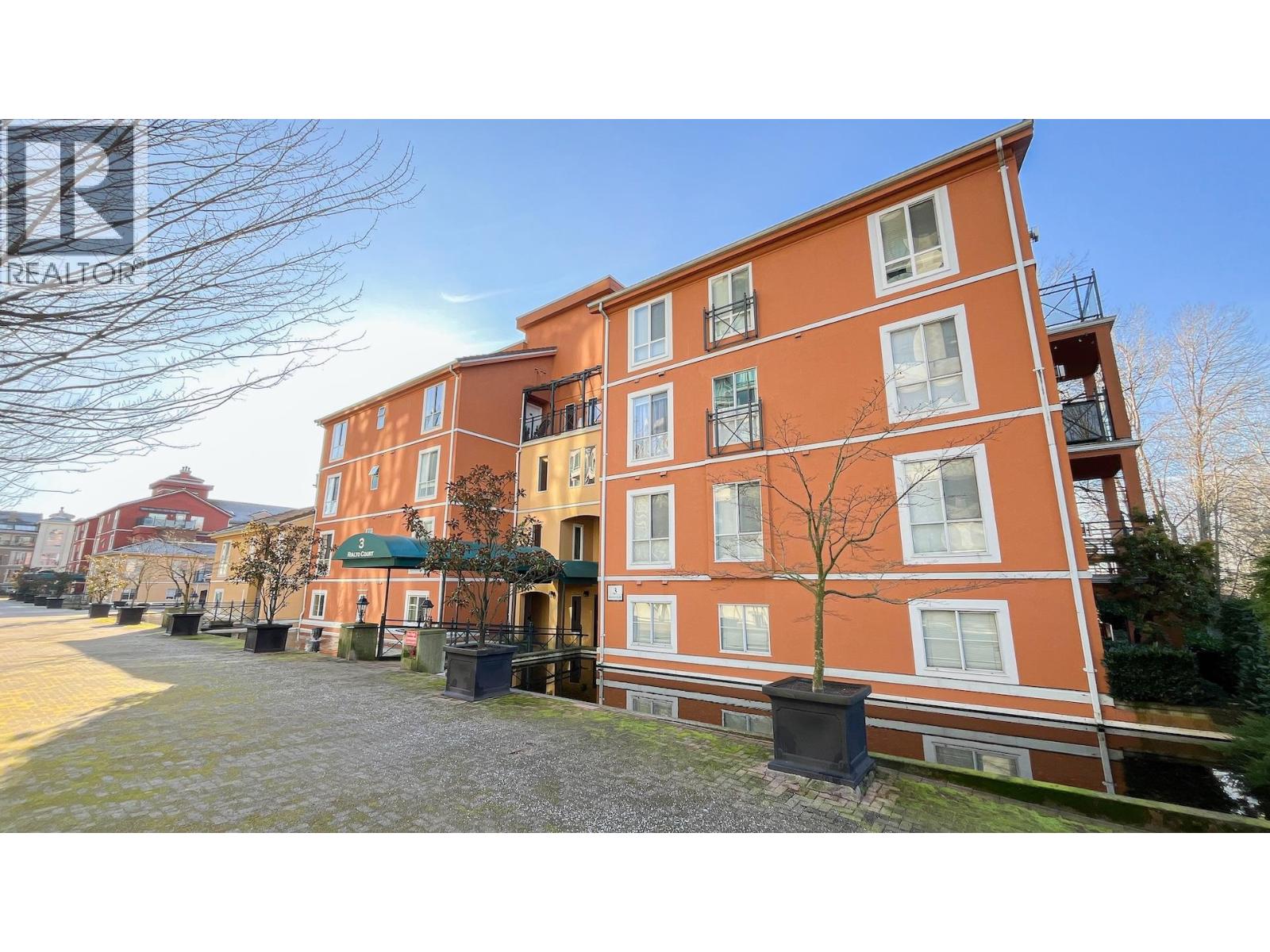 128 3 Rialto Court, New Westminster, British Columbia  V3M 6P2 - Photo 2 - R3084793