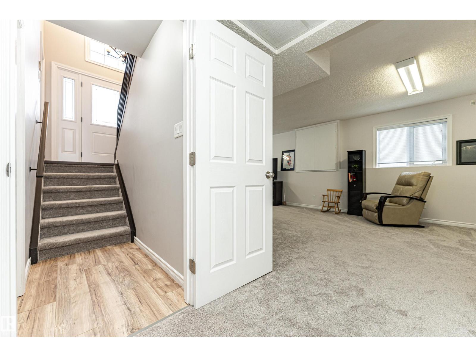 5755 161 Av Nw, Edmonton, Alberta  T5Y 2S9 - Photo 38 - E4471425