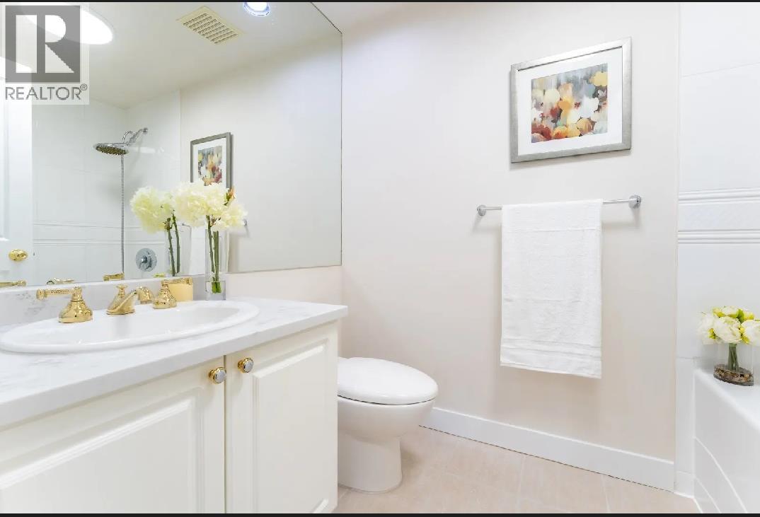 Listing Picture 11 of 27 : 407 6837 STATION HILL DRIVE, Burnaby / 本拿比 - 魯藝地產 Yvonne Lu Group - MLS Medallion Club Member