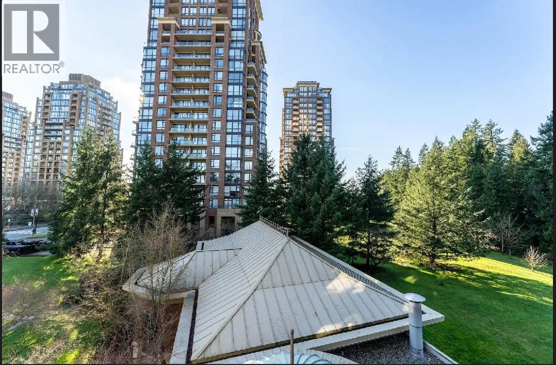 Listing Picture 15 of 27 : 407 6837 STATION HILL DRIVE, Burnaby / 本拿比 - 魯藝地產 Yvonne Lu Group - MLS Medallion Club Member