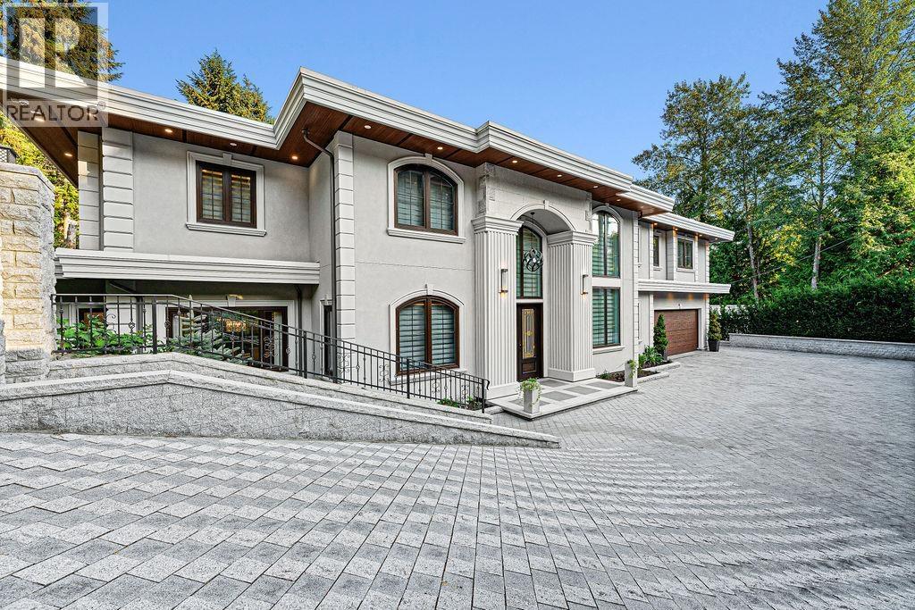 558 GLENROSS ROAD, West Vancouver, British Columbia