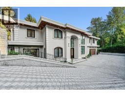 558 GLENROSS ROAD, West Vancouver, British Columbia