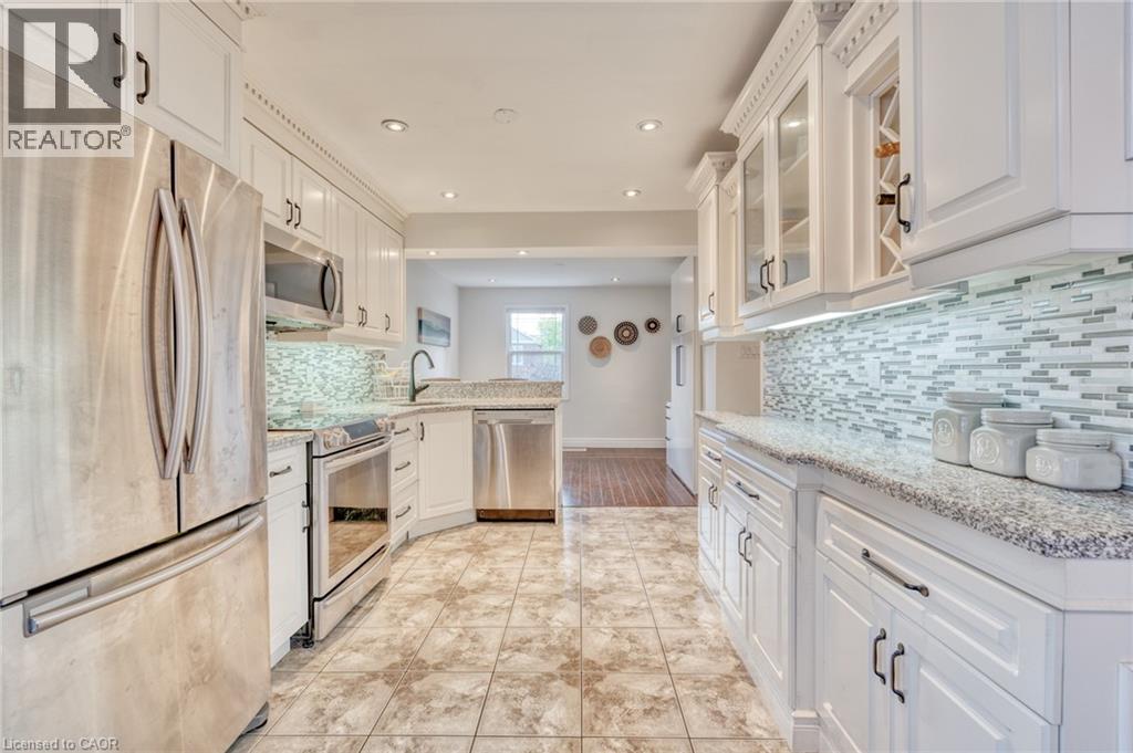 25 Montrose Avenue, Hamilton, Ontario  L8K 4X9 - Photo 13 - 40796136