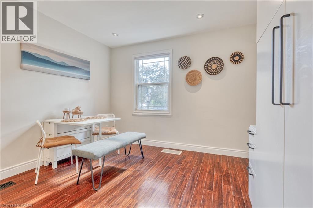 25 Montrose Avenue, Hamilton, Ontario  L8K 4X9 - Photo 9 - 40796136