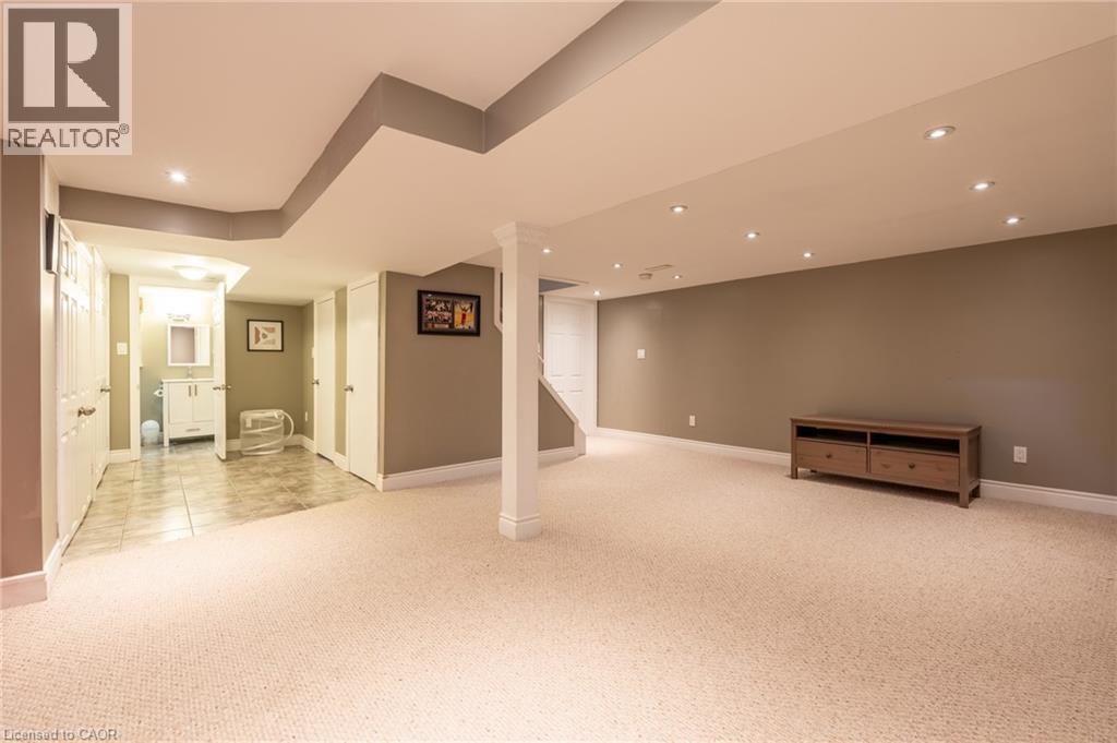 25 Montrose Avenue, Hamilton, Ontario  L8K 4X9 - Photo 31 - 40796136