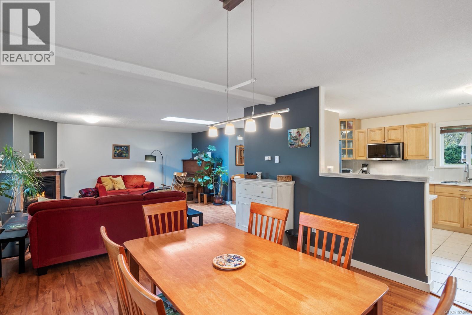 2651 Crystal Dr, Courtenay, British Columbia  V9N 9K1 - Photo 10 - 1024698