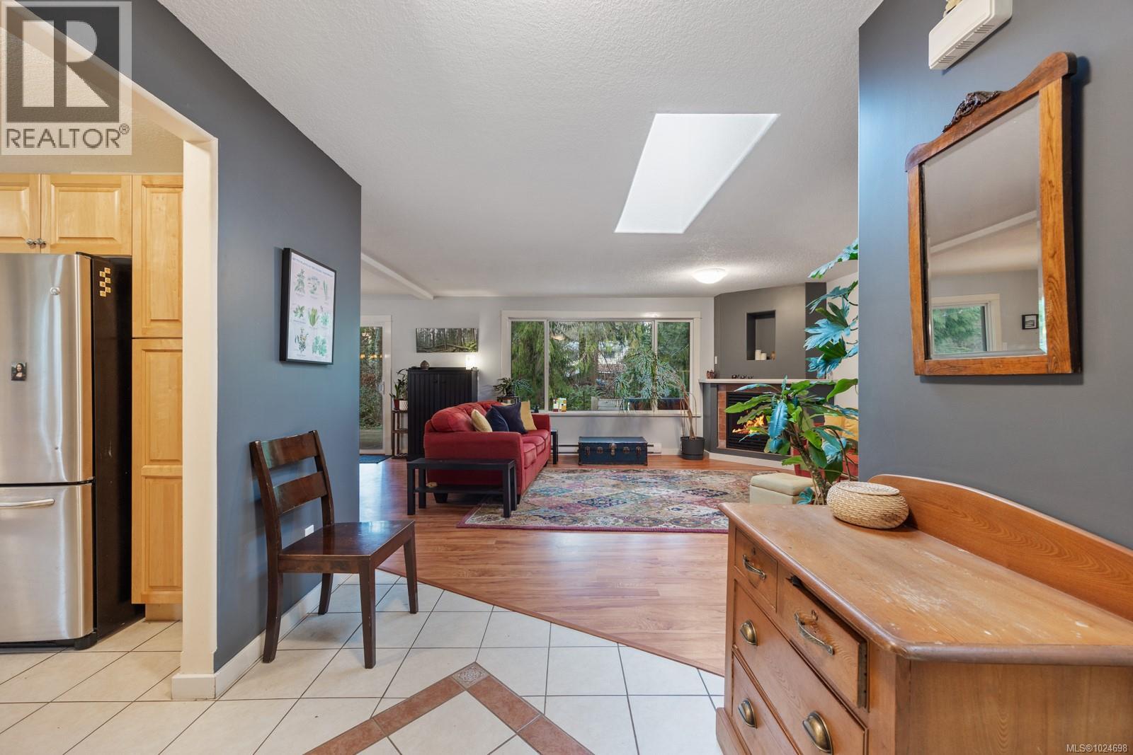 2651 Crystal Dr, Courtenay, British Columbia  V9N 9K1 - Photo 5 - 1024698