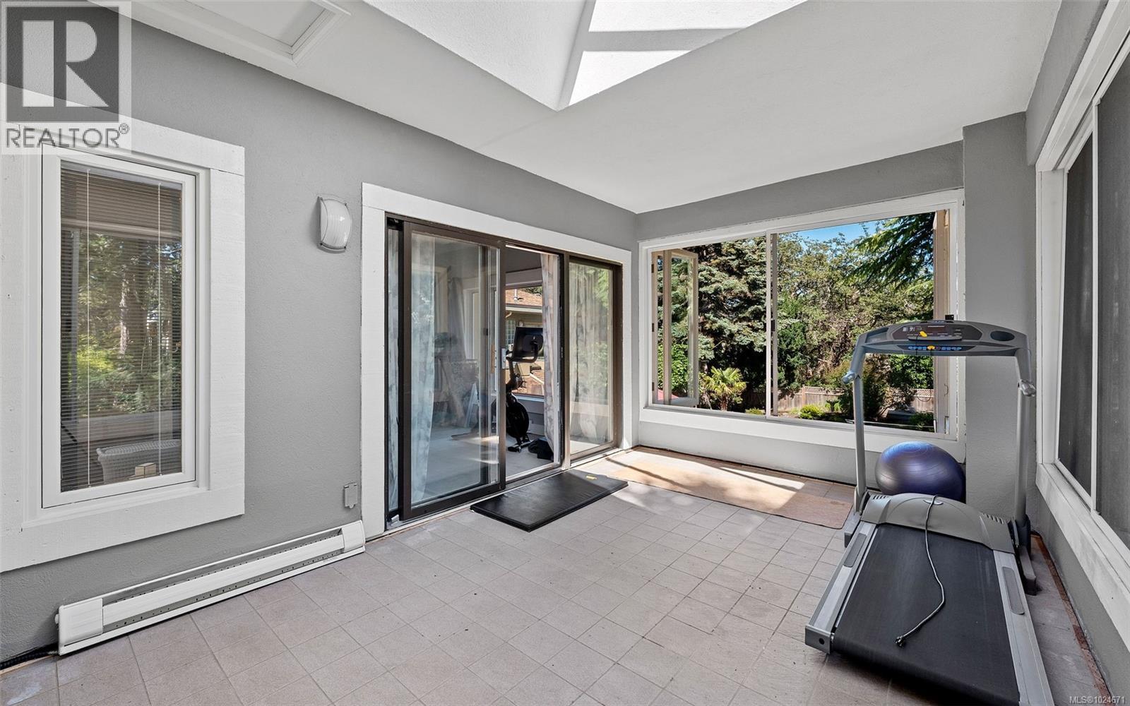 2895 Lansdowne Rd, Oak Bay, British Columbia  V8R 3P8 - Photo 32 - 1024671