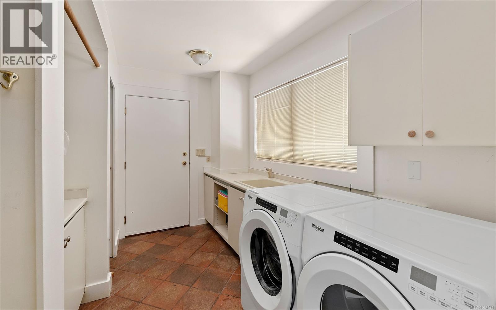 2895 Lansdowne Rd, Oak Bay, British Columbia  V8R 3P8 - Photo 42 - 1024671