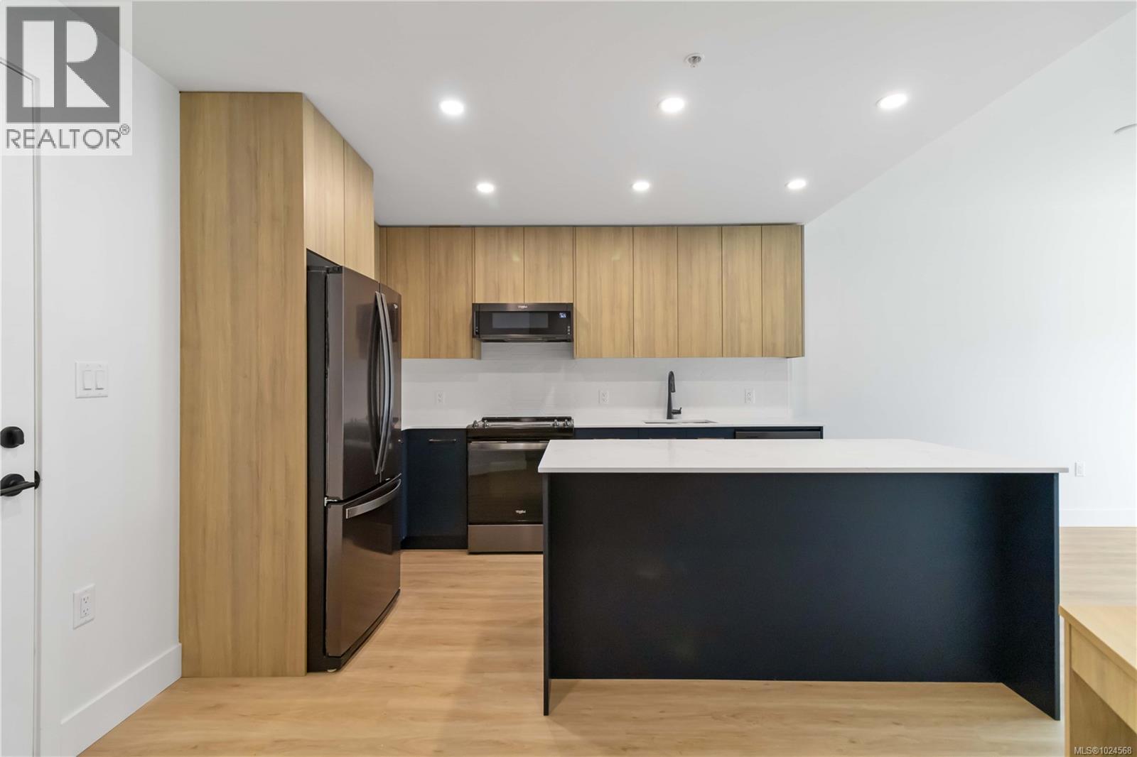 123 920 Reunion Ave, Langford, British Columbia  V9B 3Y7 - Photo 15 - 1024568