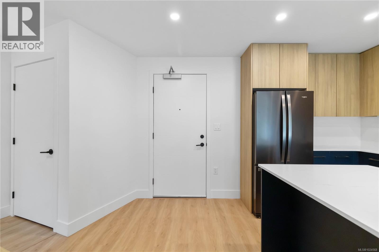 123 920 Reunion Ave, Langford, British Columbia  V9B 3Y7 - Photo 8 - 1024568