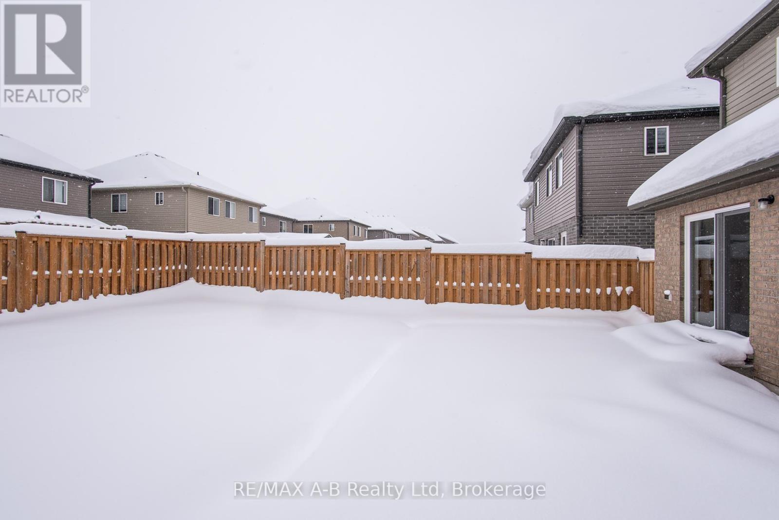 31 Davidson Drive, Stratford, Ontario  N5A 0J5 - Photo 5 - X12639146