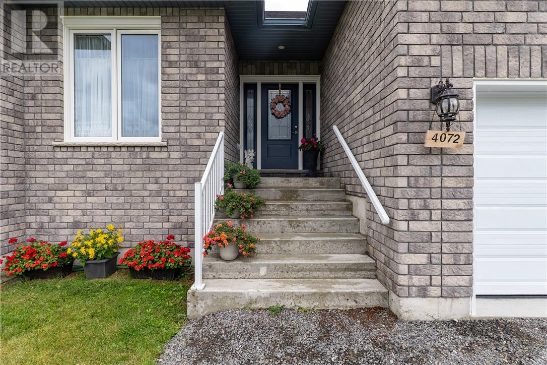 4072 Bonaventure Drive, Hanmer, Ontario  P3P 0E2 - Photo 3 - 2126231