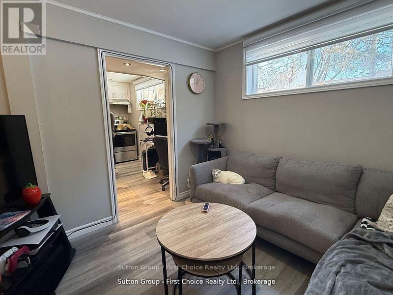 Unknown Address, ,    - Photo 2 - X12741336