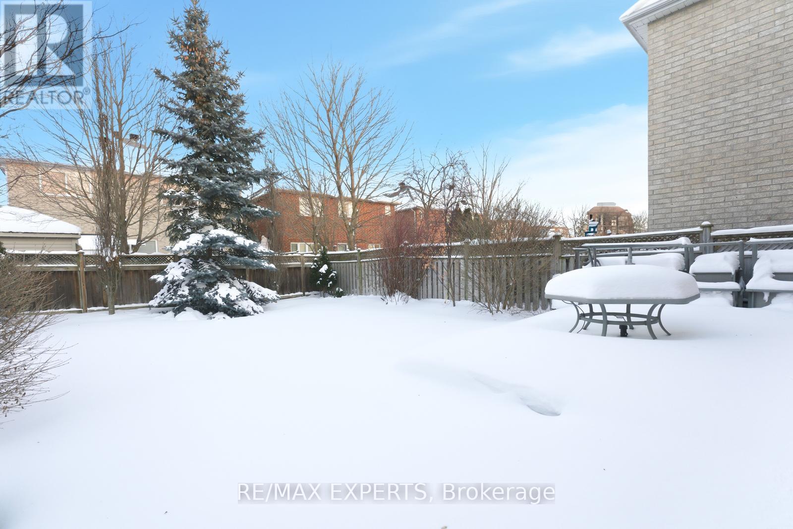 75 Delattaye Avenue, Aurora, Ontario  L4G 7T8 - Photo 33 - N12740552