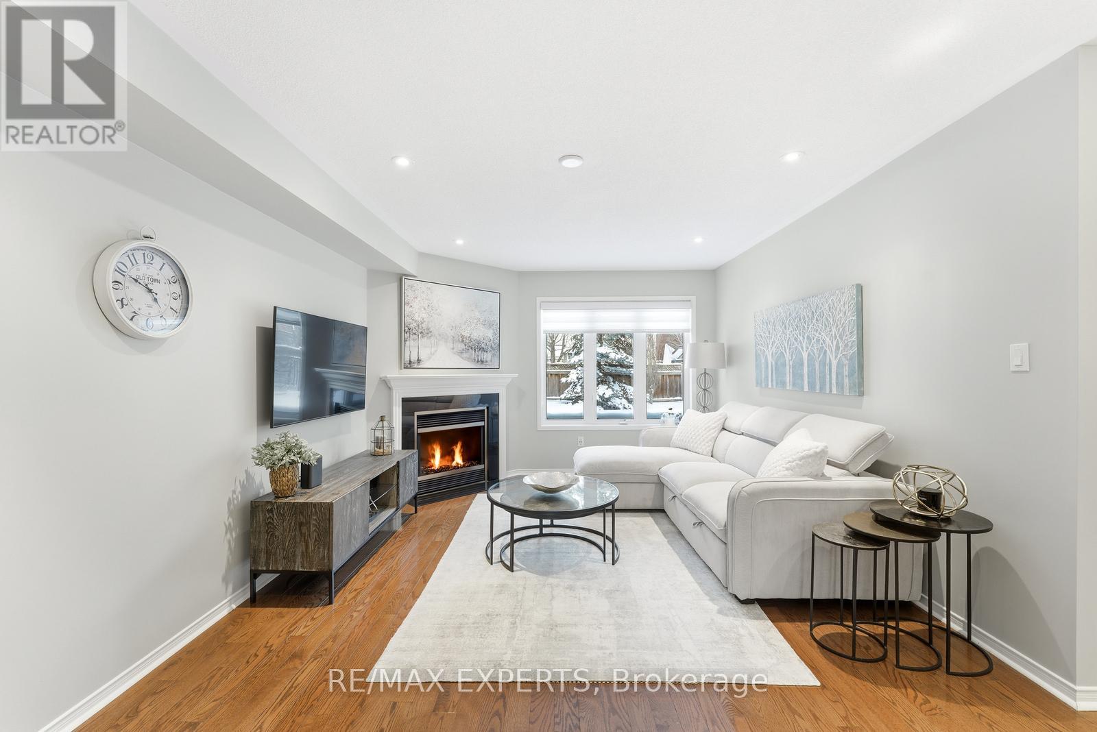 75 Delattaye Avenue, Aurora, Ontario  L4G 7T8 - Photo 8 - N12740552