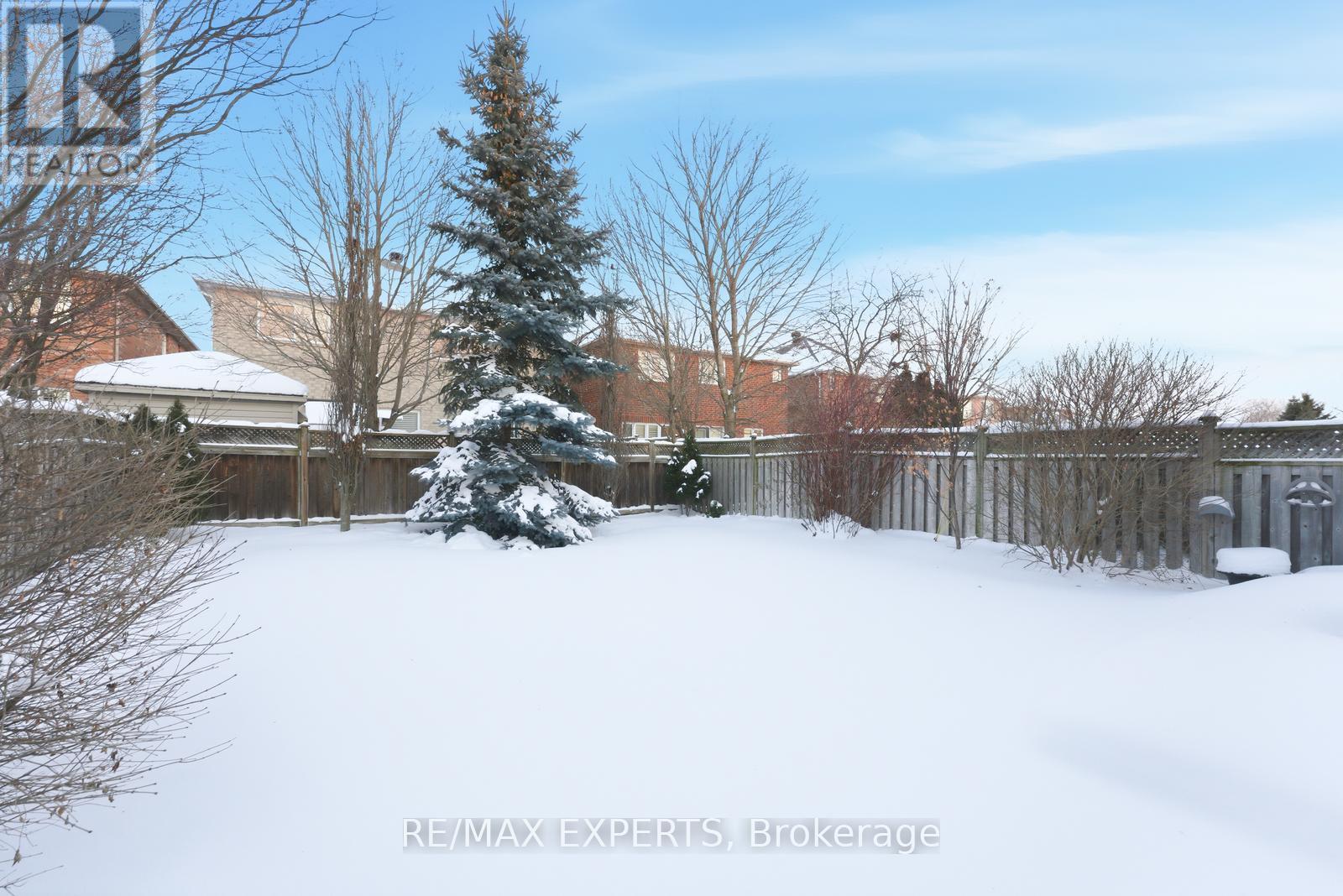 75 Delattaye Avenue, Aurora, Ontario  L4G 7T8 - Photo 34 - N12740552