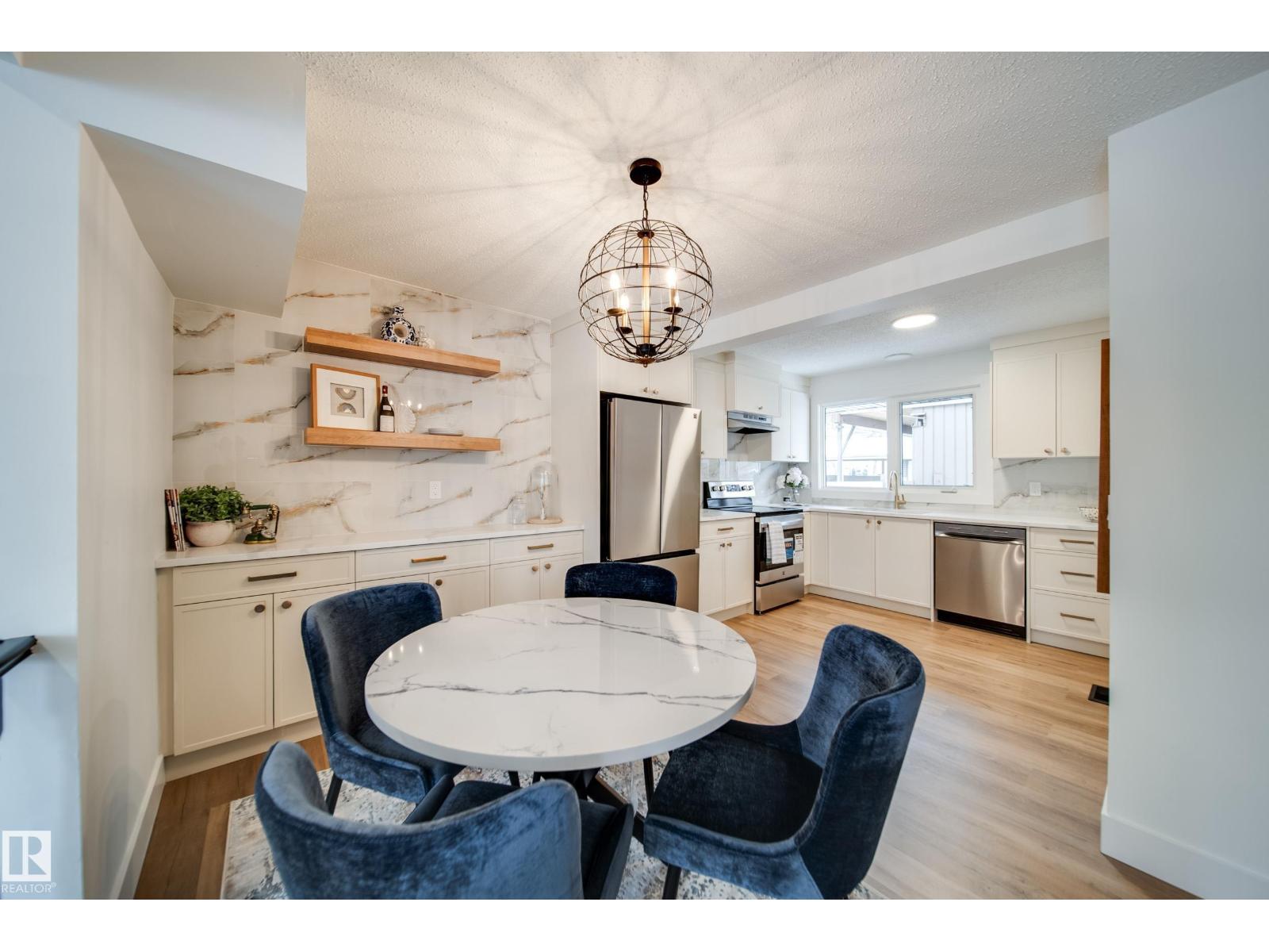 66 AKINSDALE GD, St. Albert, Alberta