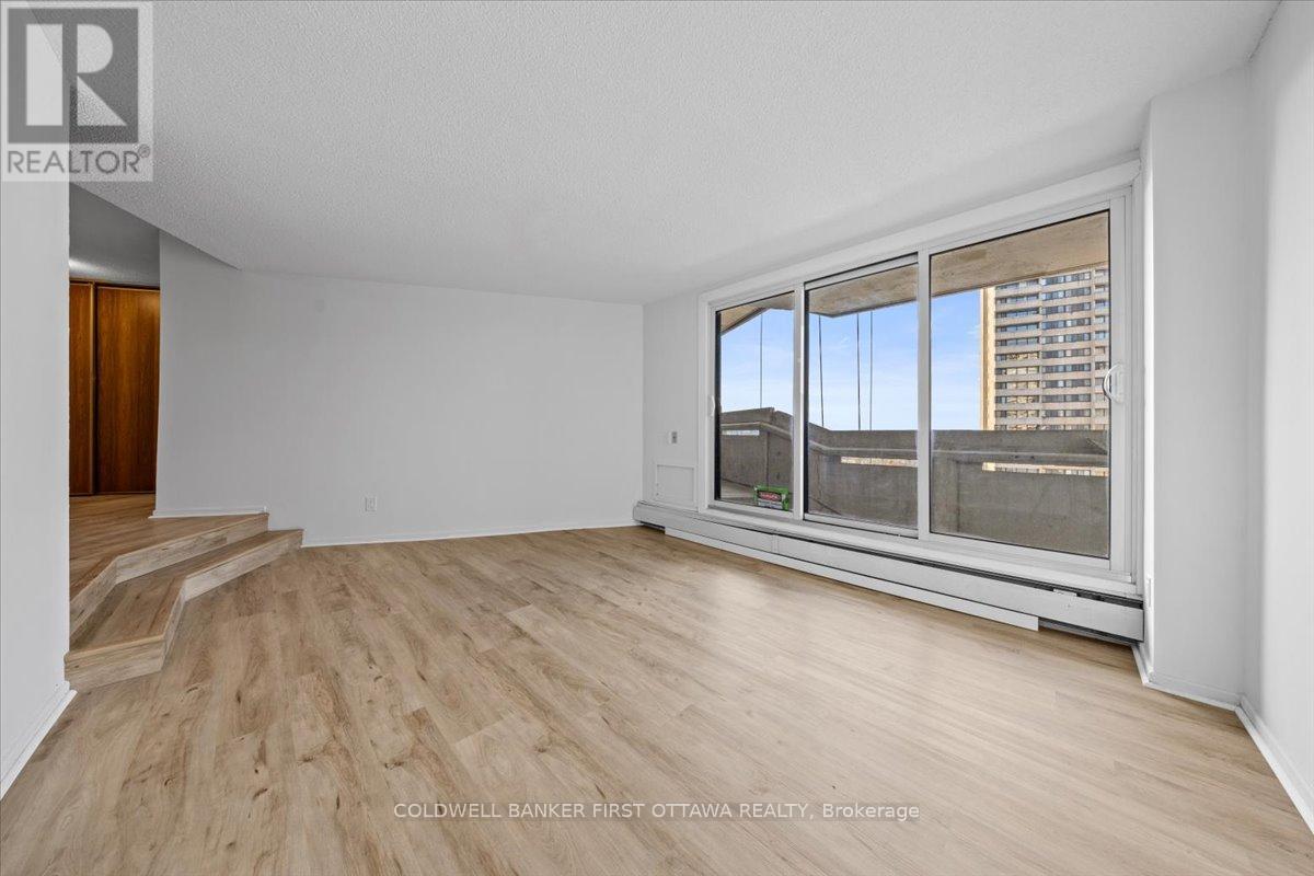 808 - 1171 Ambleside Drive, Ottawa, Ontario  K2B 8E1 - Photo 5 - X12741314