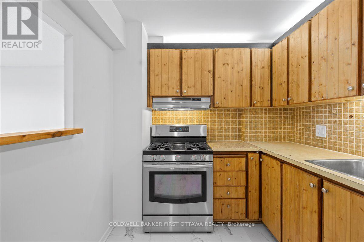 808 - 1171 Ambleside Drive, Ottawa, Ontario  K2B 8E1 - Photo 7 - X12741314