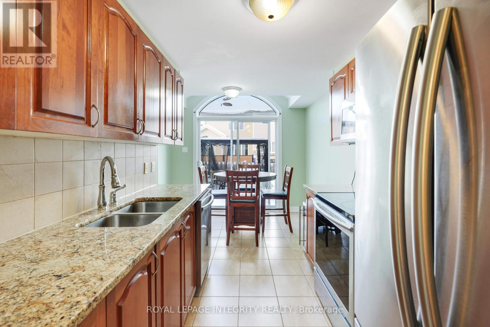 901 Ashenvale Way, Ottawa, Ontario  K4A 0R8 - Photo 13 - X12741322