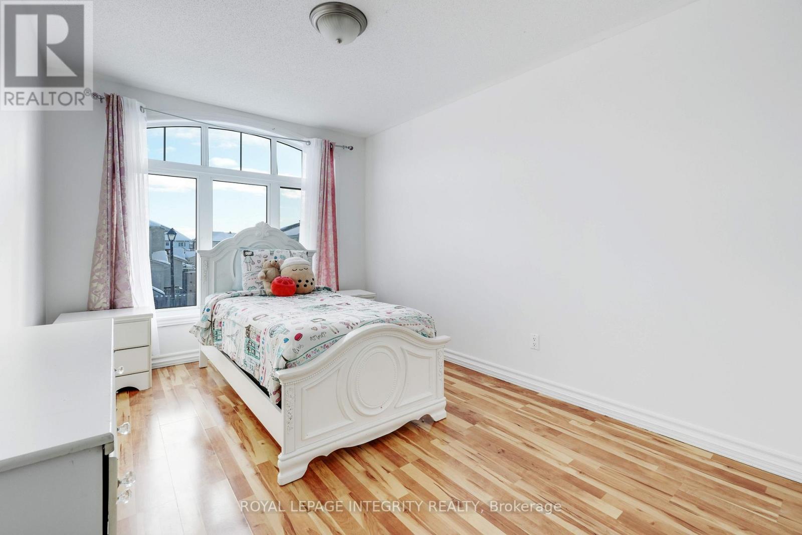 901 Ashenvale Way, Ottawa, Ontario  K4A 0R8 - Photo 18 - X12741322