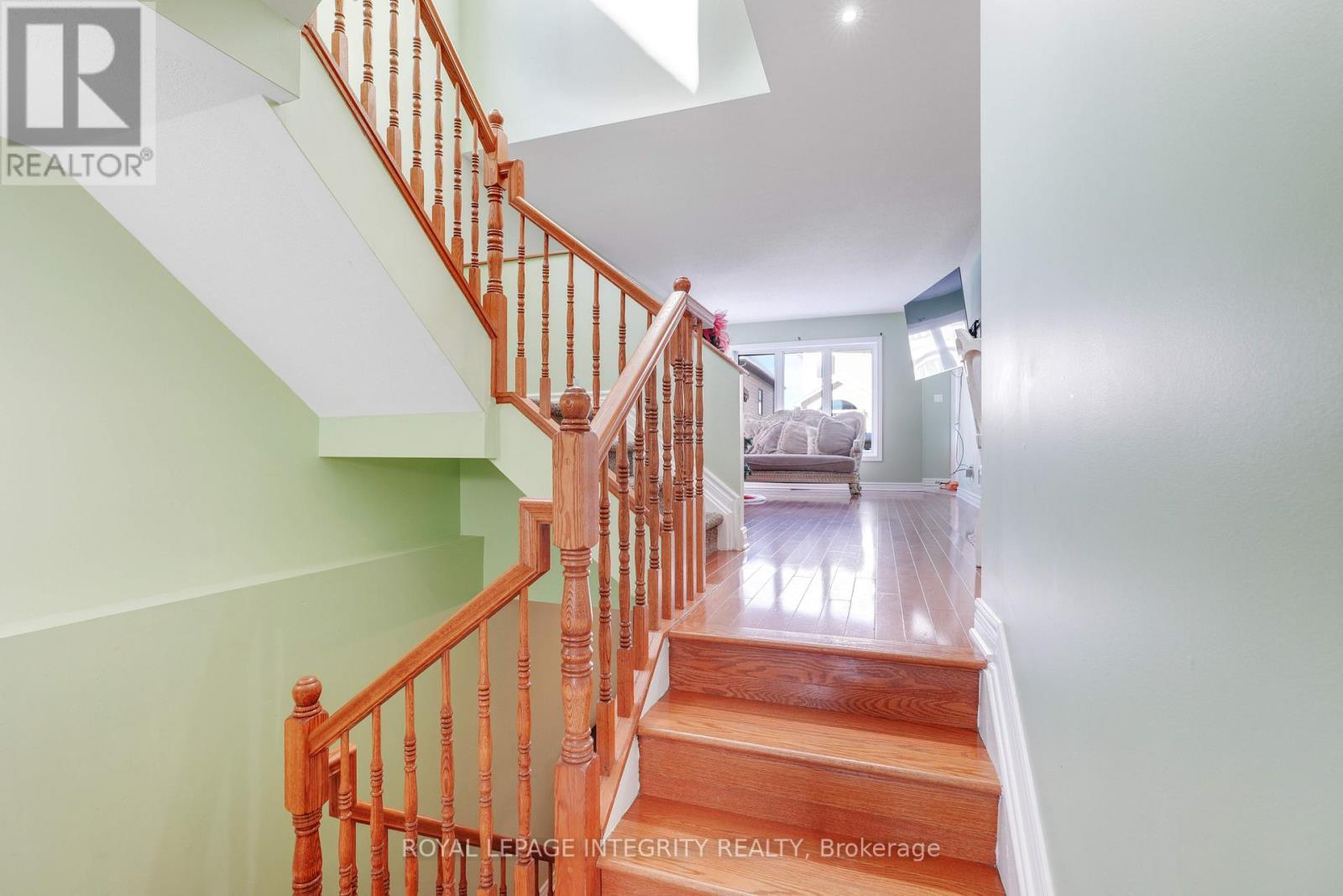 901 Ashenvale Way, Ottawa, Ontario  K4A 0R8 - Photo 7 - X12741322