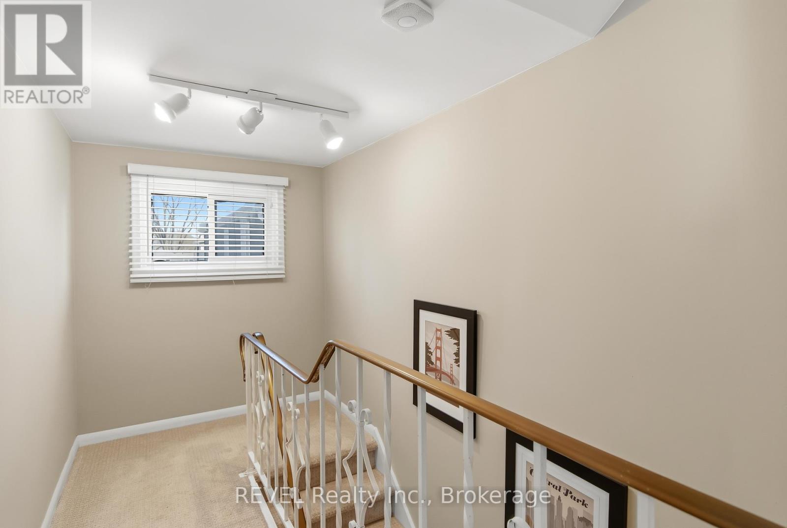 6 Rosslyn Avenue, Grimsby, Ontario  L3M 3G2 - Photo 20 - X12741324