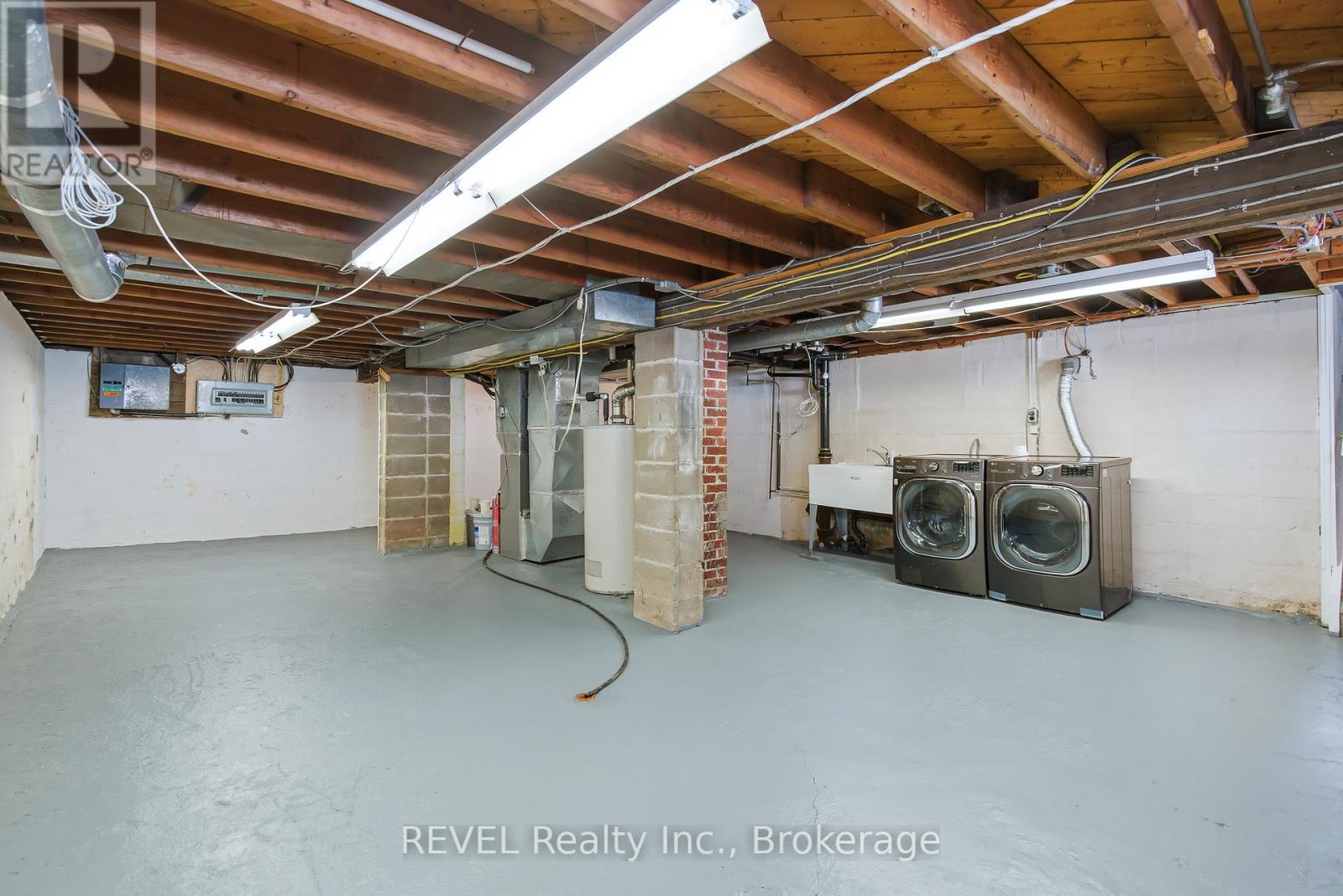 6 Rosslyn Avenue, Grimsby, Ontario  L3M 3G2 - Photo 25 - X12741324