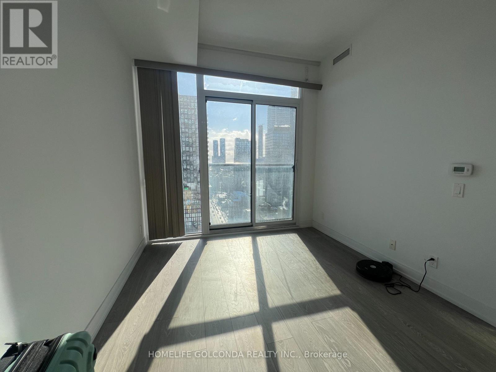 2509 - 181 Dundas Street, Toronto, Ontario  M5A 0N5 - Photo 5 - C12741280