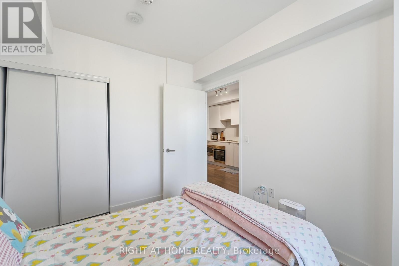 2112 Nt - 99 Broadway Avenue, Toronto, Ontario  M4P 1V2 - Photo 14 - C12741288