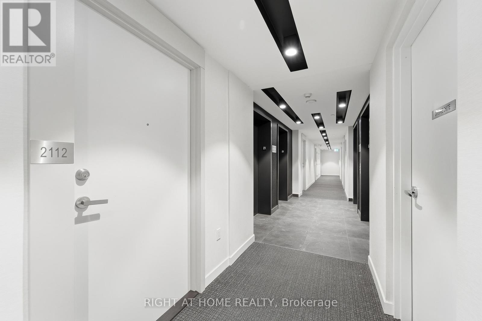 2112 Nt - 99 Broadway Avenue, Toronto, Ontario  M4P 1V2 - Photo 18 - C12741288