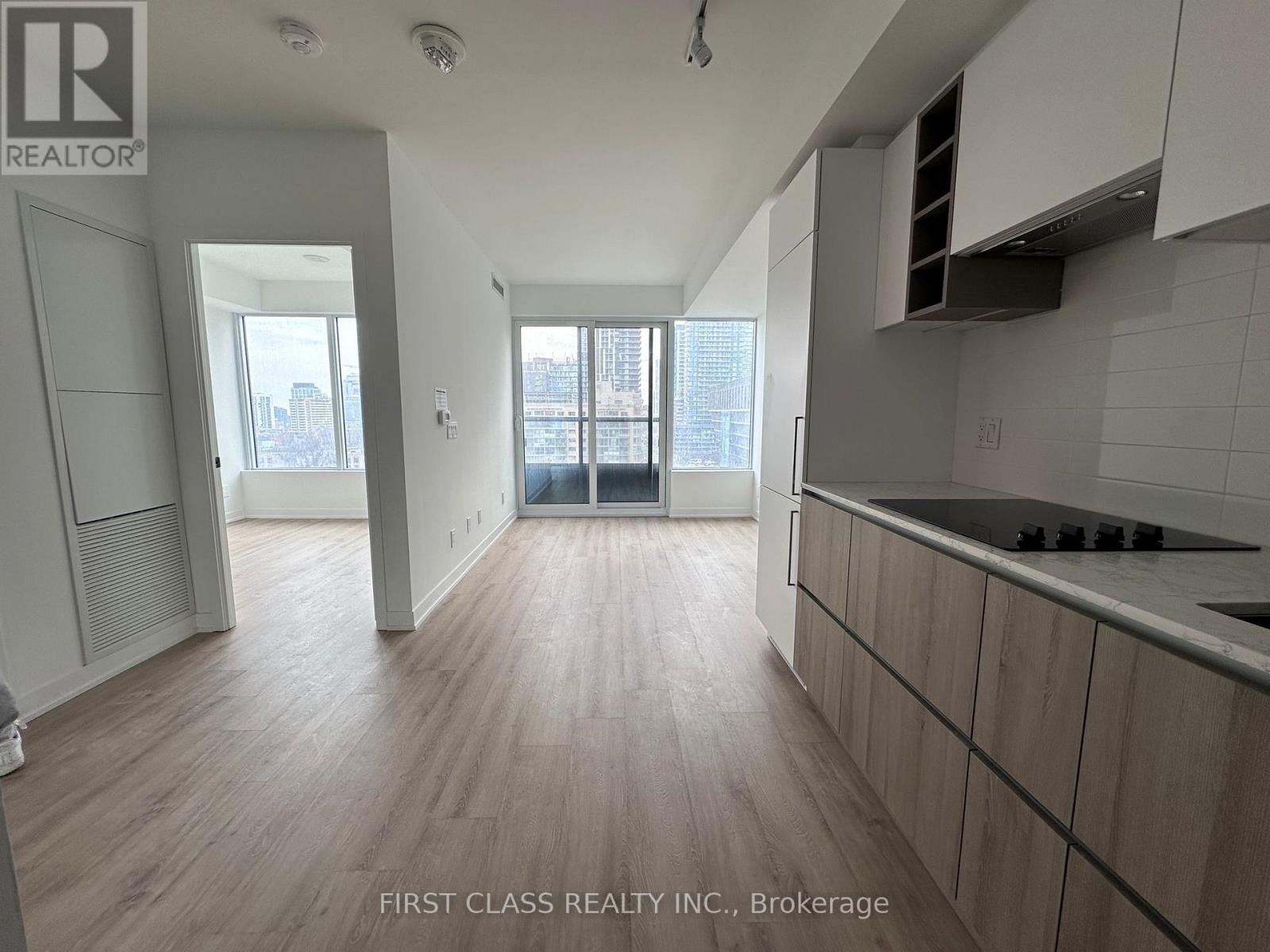 801 - 319 Jarvis Street, Toronto, Ontario  M5B 0C8 - Photo 3 - C12741296