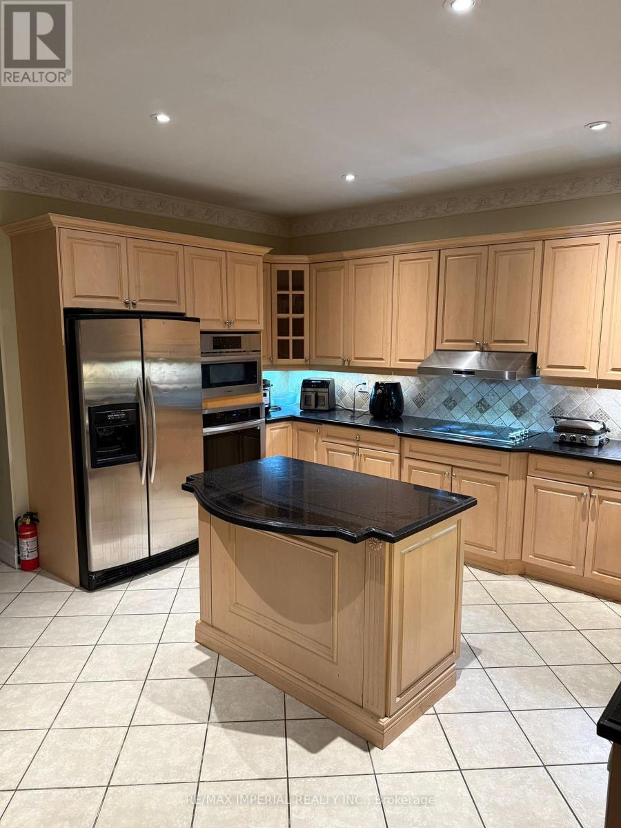 185 Pemberton Avenue, Toronto, Ontario  M2M 1Y9 - Photo 2 - C12741300