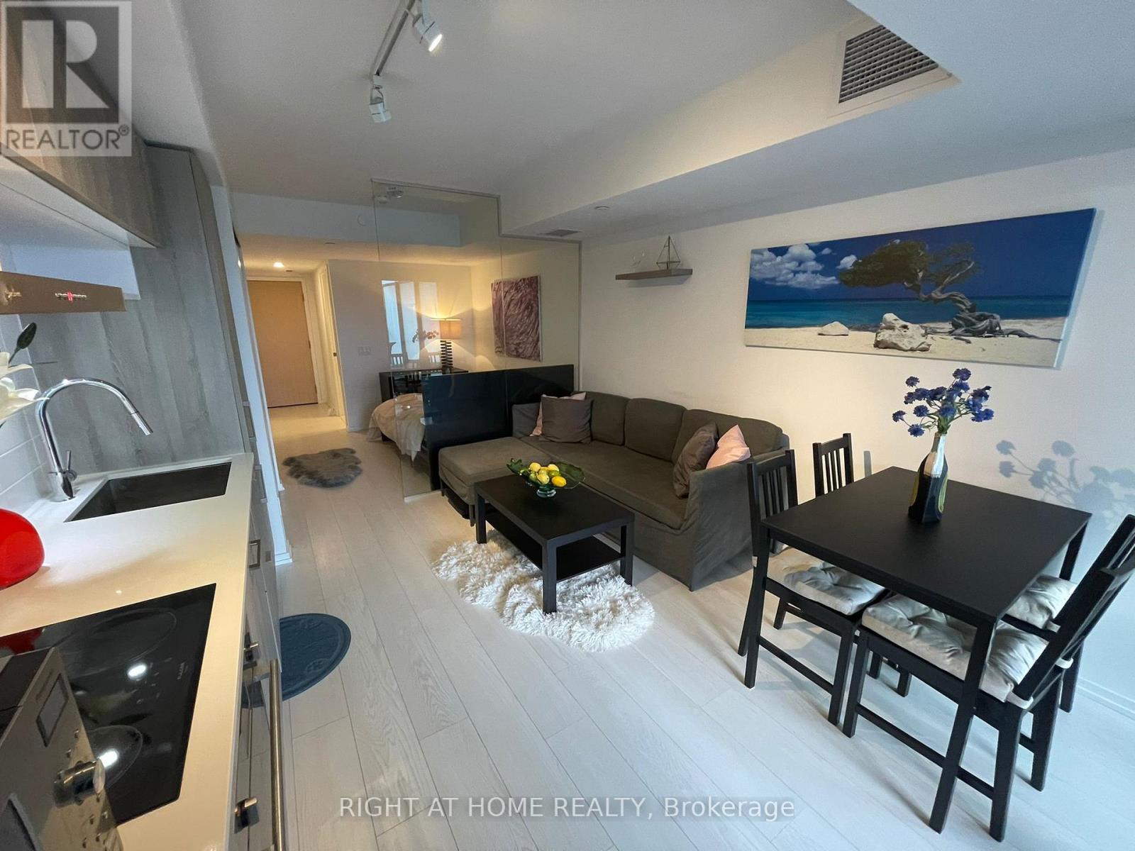 823 - 8 Hillsdale Avenue E, Toronto, Ontario  M4S 0B2 - Photo 15 - C12741302