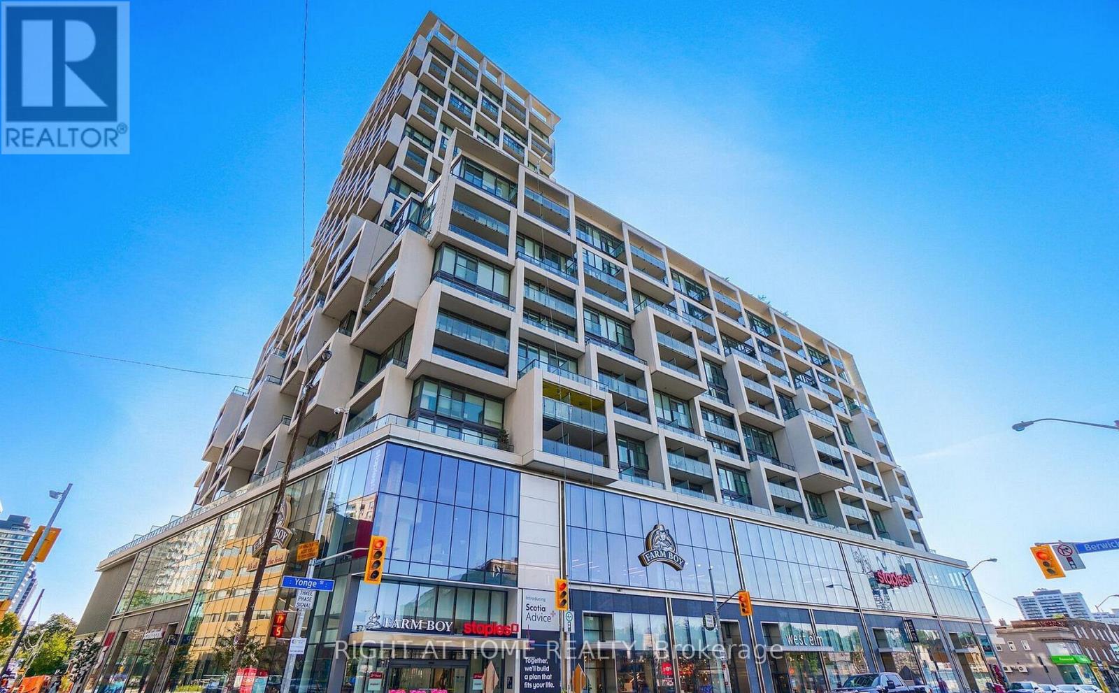 823 - 8 Hillsdale Avenue E, Toronto, Ontario  M4S 0B2 - Photo 2 - C12741302