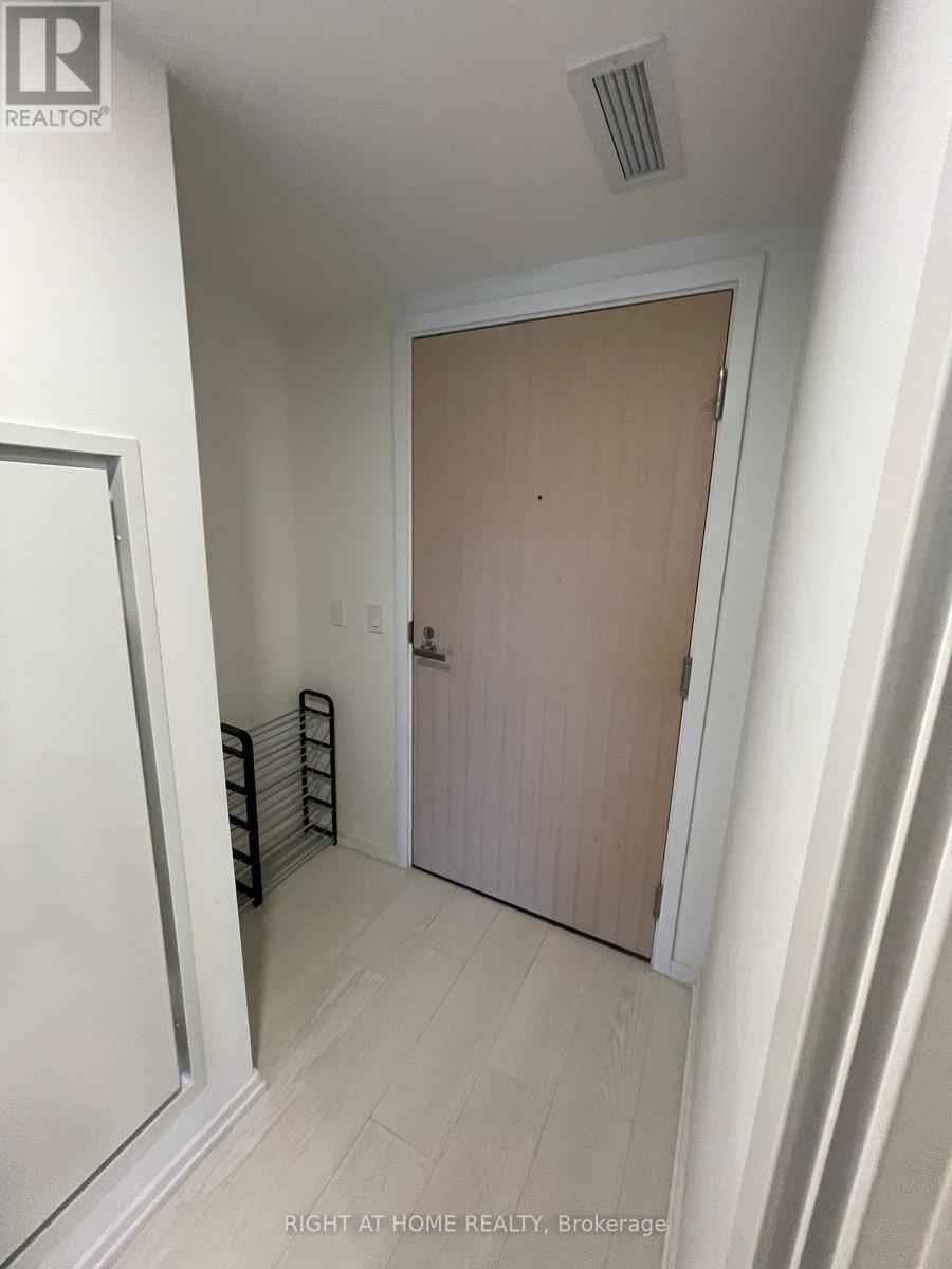 823 - 8 Hillsdale Avenue E, Toronto, Ontario  M4S 0B2 - Photo 5 - C12741302