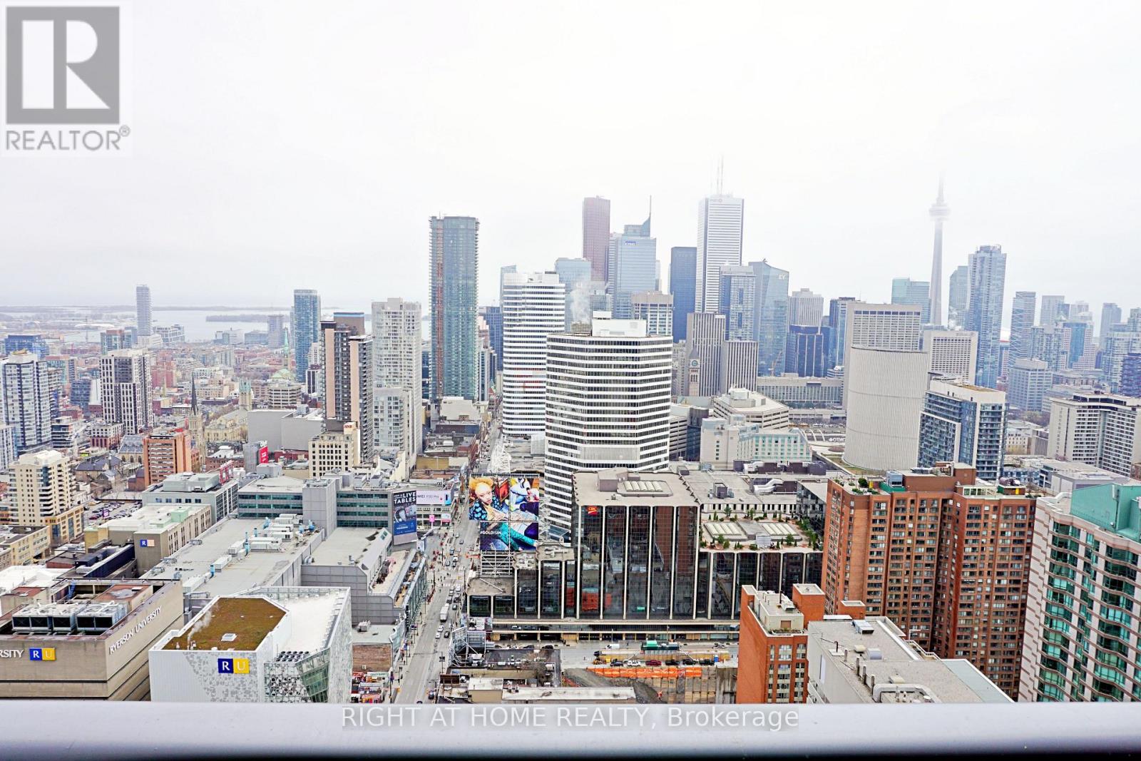 4207 - 386 Yonge Street, Toronto, Ontario  M5B 0A5 - Photo 20 - C12741320