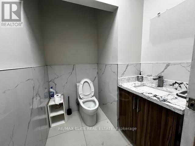 11 - 150 Ferrier Street, Markham, Ontario  L3R 3K3 - Photo 9 - N12741282