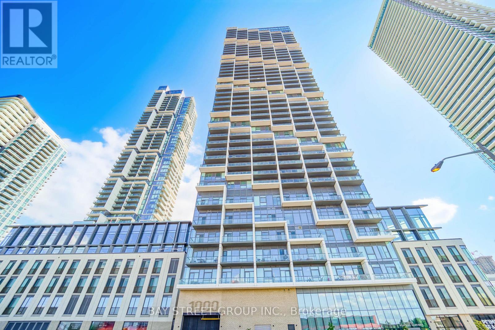 4512 - 1000 Portage Parkway, Vaughan, Ontario  L4K 0L1 - Photo 3 - N12741306