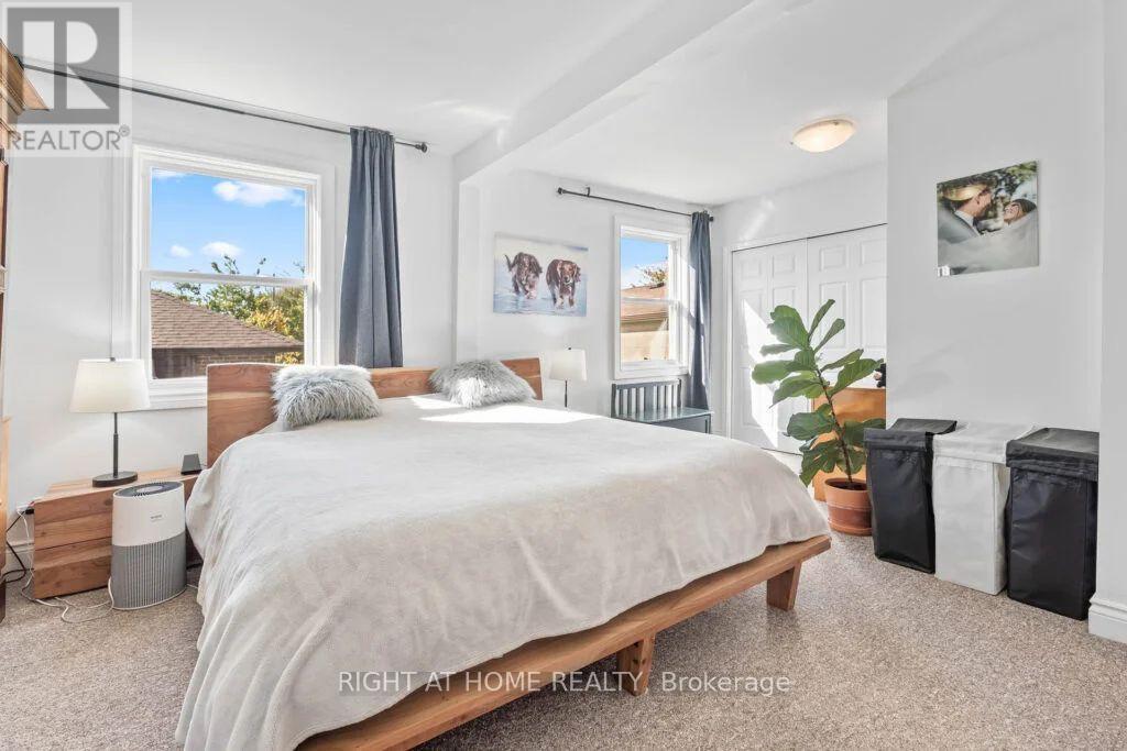 16 Connie Street, Toronto, Ontario  M6L 2J1 - Photo 11 - W12741334