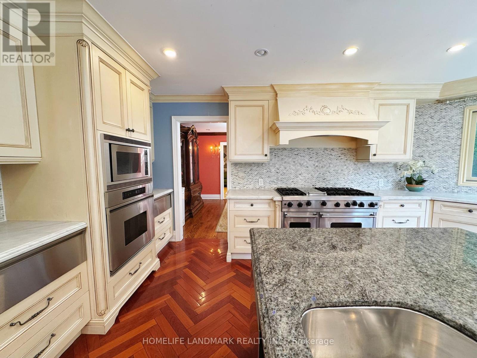 B3 - 2415 Jarvis Street, Mississauga, Ontario  L5C 2P7 - Photo 14 - W12741340