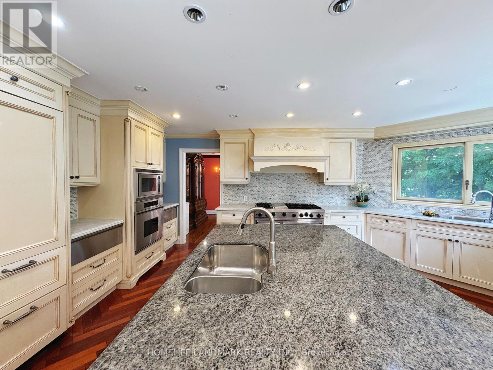 B3 - 2415 Jarvis Street, Mississauga, Ontario  L5C 2P7 - Photo 15 - W12741340