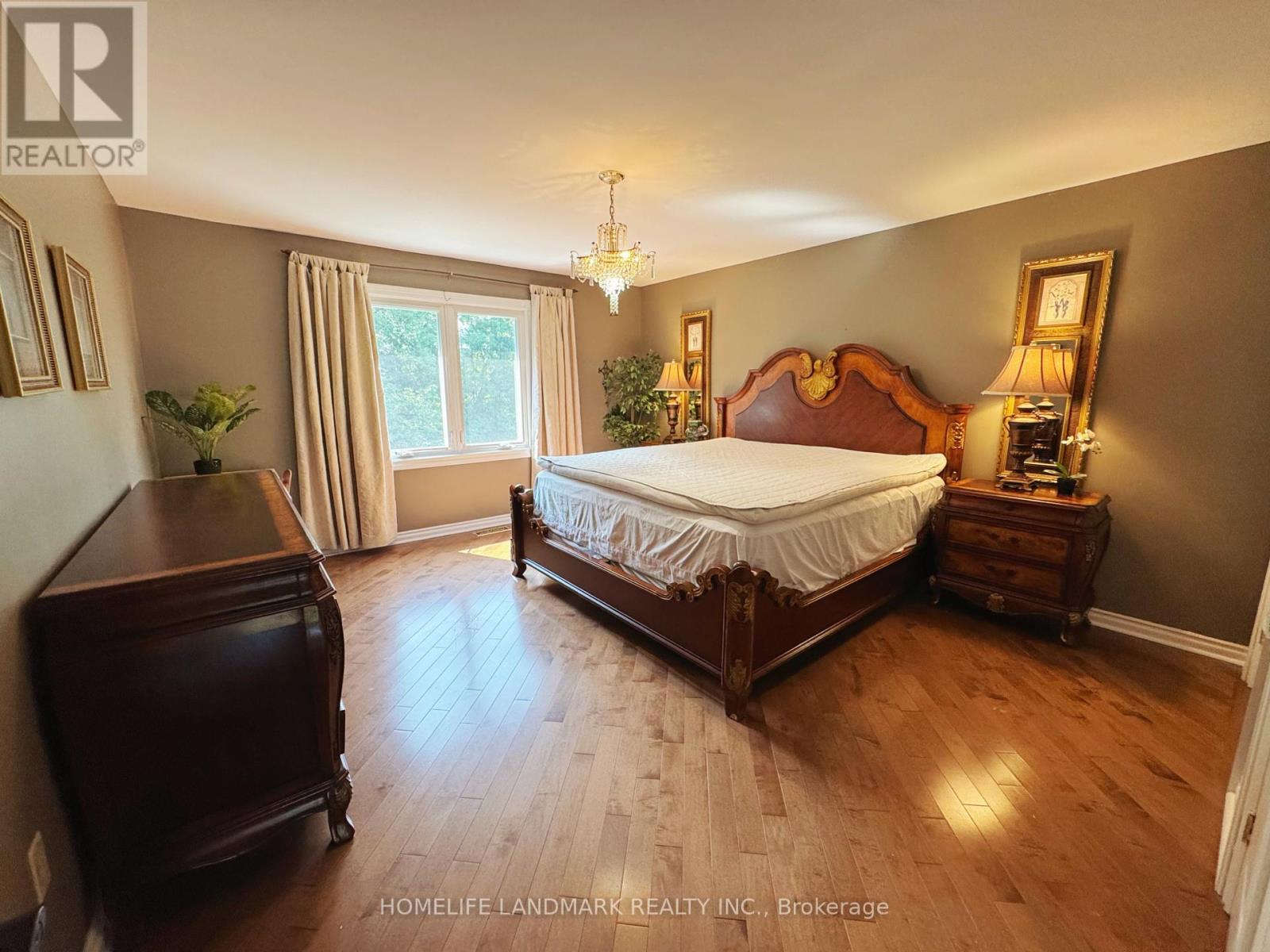 B3 - 2415 Jarvis Street, Mississauga, Ontario  L5C 2P7 - Photo 2 - W12741340