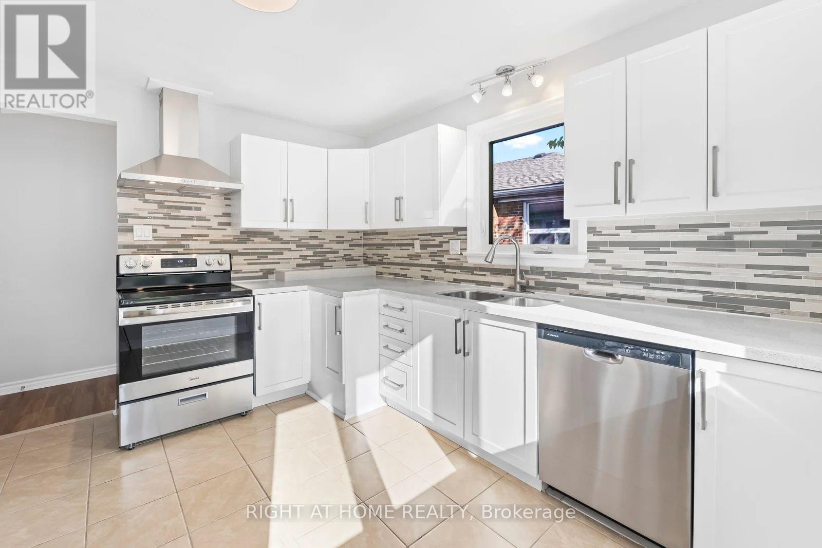 7a - 7 Westhumber Boulevard, Toronto, Ontario  M3B 0A7 - Photo 12 - W12741344